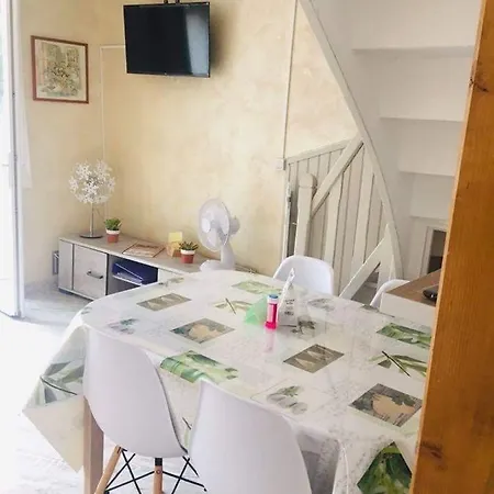 Petite Maison Au Coeur De L Auvergne * Jumeaux