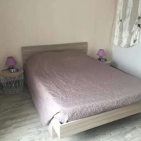 Holiday home Petite Maison Au Coeur De L Auvergne