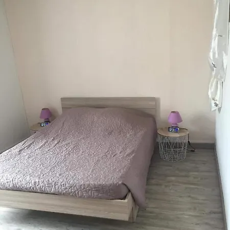 Holiday home Petite Maison Au Coeur De L Auvergne Jumeaux