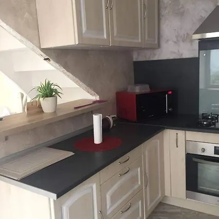 Holiday home Petite Maison Au Coeur De L Auvergne *