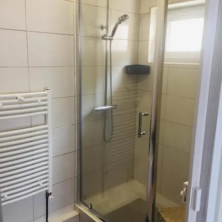 Petite Maison Au Coeur De L Auvergne Semesterbostad