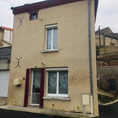 Vakantiehuis Petite Maison Au Coeur De L Auvergne